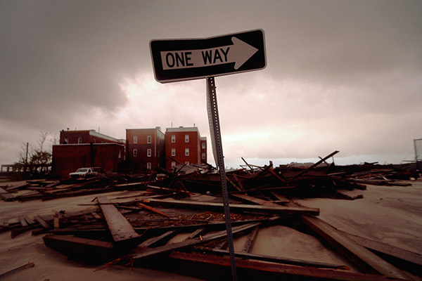 صور إعصار ساندي في امريكا ونيسان وإنفنتي يعرضان أسعار خاصه وتسهيلات لإستبدال السيارت المحطمة 118