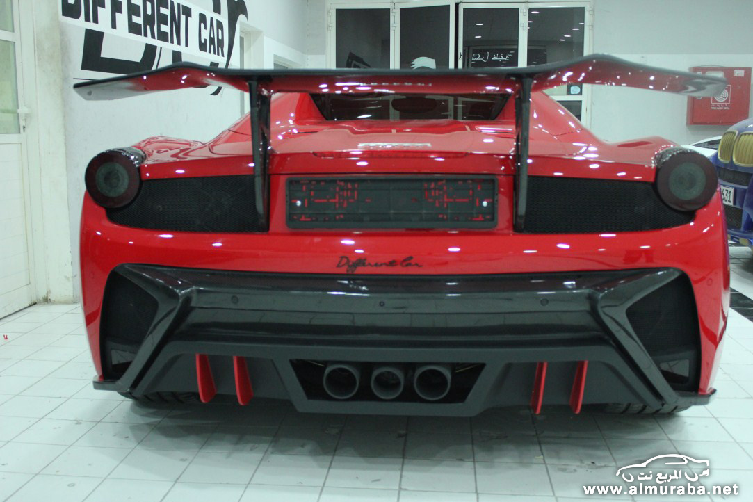 فيراري 2013 458 إيطاليا المطورة والمعدلة من شركة "Different Car" في مدينة دبي Ferrari 2013 17