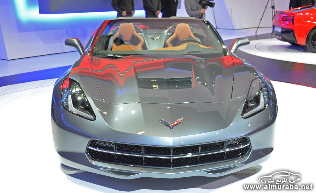 كورفيت ستينجراي المكشوفة 2014 تكشف نفسها في معرض جنيف للسيارات Corvette Stingray 30