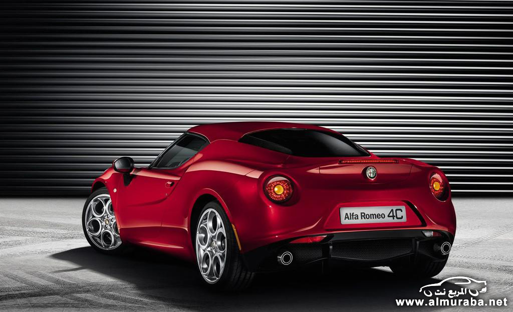 الفا روميو 2014 فور سي تكشف عن بعض مكوناتها الداخلية Alfa Romeo 4C 12