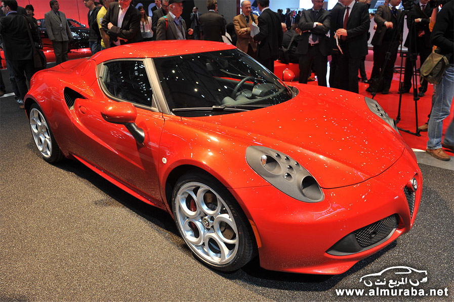 الفا روميو 2014 تحتفل بمعرض جنيف بإطلاق موديل فور سي الجديد Alfa Romeo 4c 15