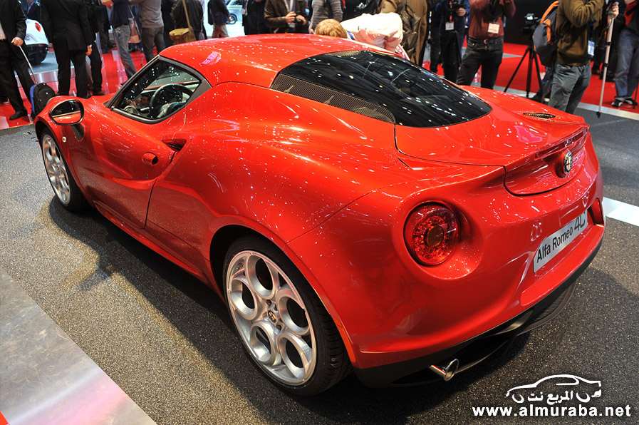 الفا روميو 2014 تحتفل بمعرض جنيف بإطلاق موديل فور سي الجديد Alfa Romeo 4c 16