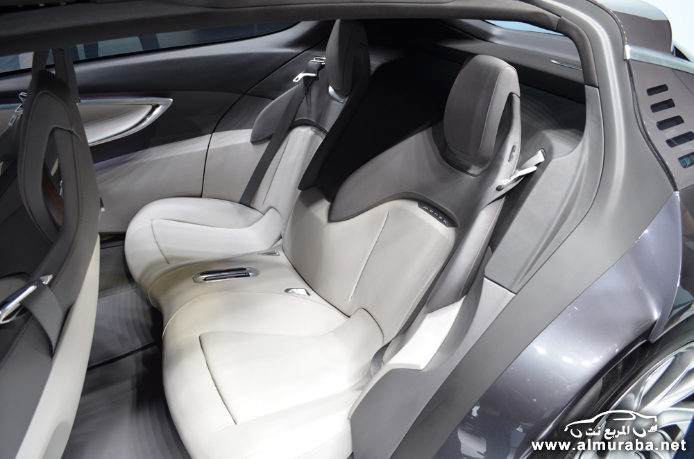 اوبل 2014 مونزا تكشف عن مفهوم الإنتاج المستقبلي لسيارتها في المعرض Opel Monza 23