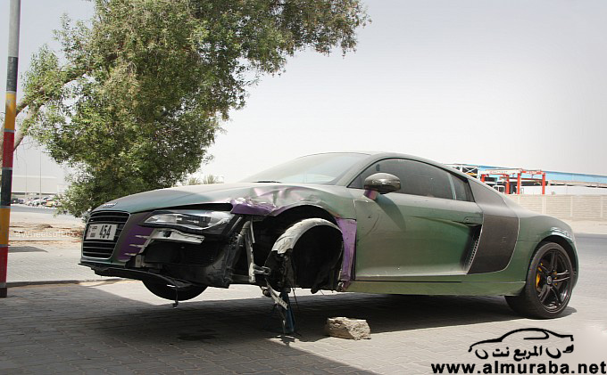 حادث اودي ار ايت المعدلة بسبعة الوان في مدينة دبي بالصور Audi R8 Crashed in Dubai 5