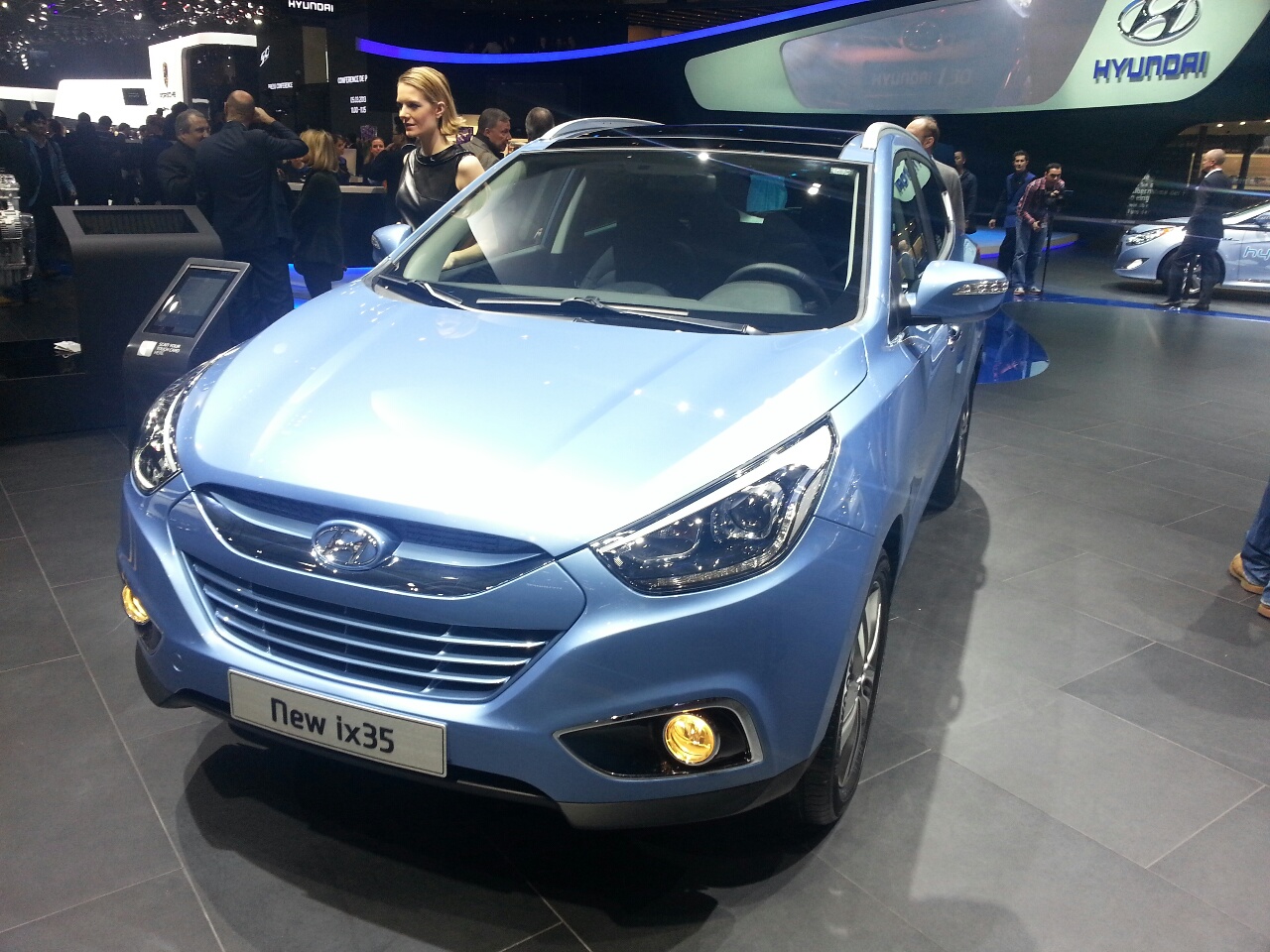 2013-Hyundai-ix35-2