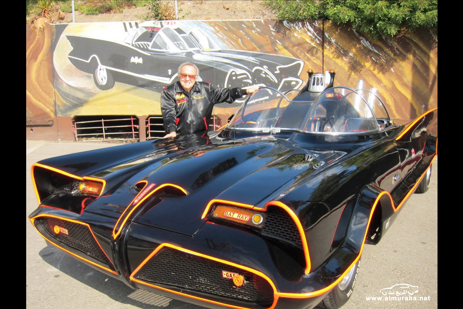 بيع سيارة "باتمان" الاصلية بسعر 17,5 مليون ريال سعودي في مزاد باريت جاكسون بالصور 1