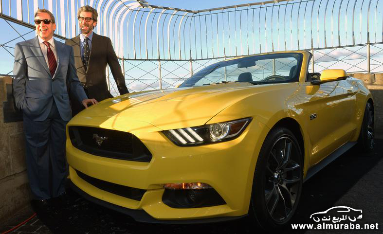 2015-ford-mustang-convertible-atop-the-empire-state-building-photo-590105-s-787x481