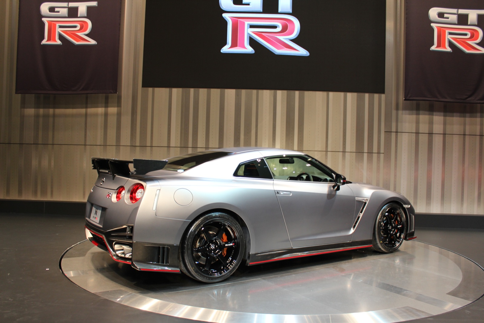 2015-nissan-gt-r-nismo--tokyo-motor-show-preview-event-nissan-global-headquarters_100446454_h