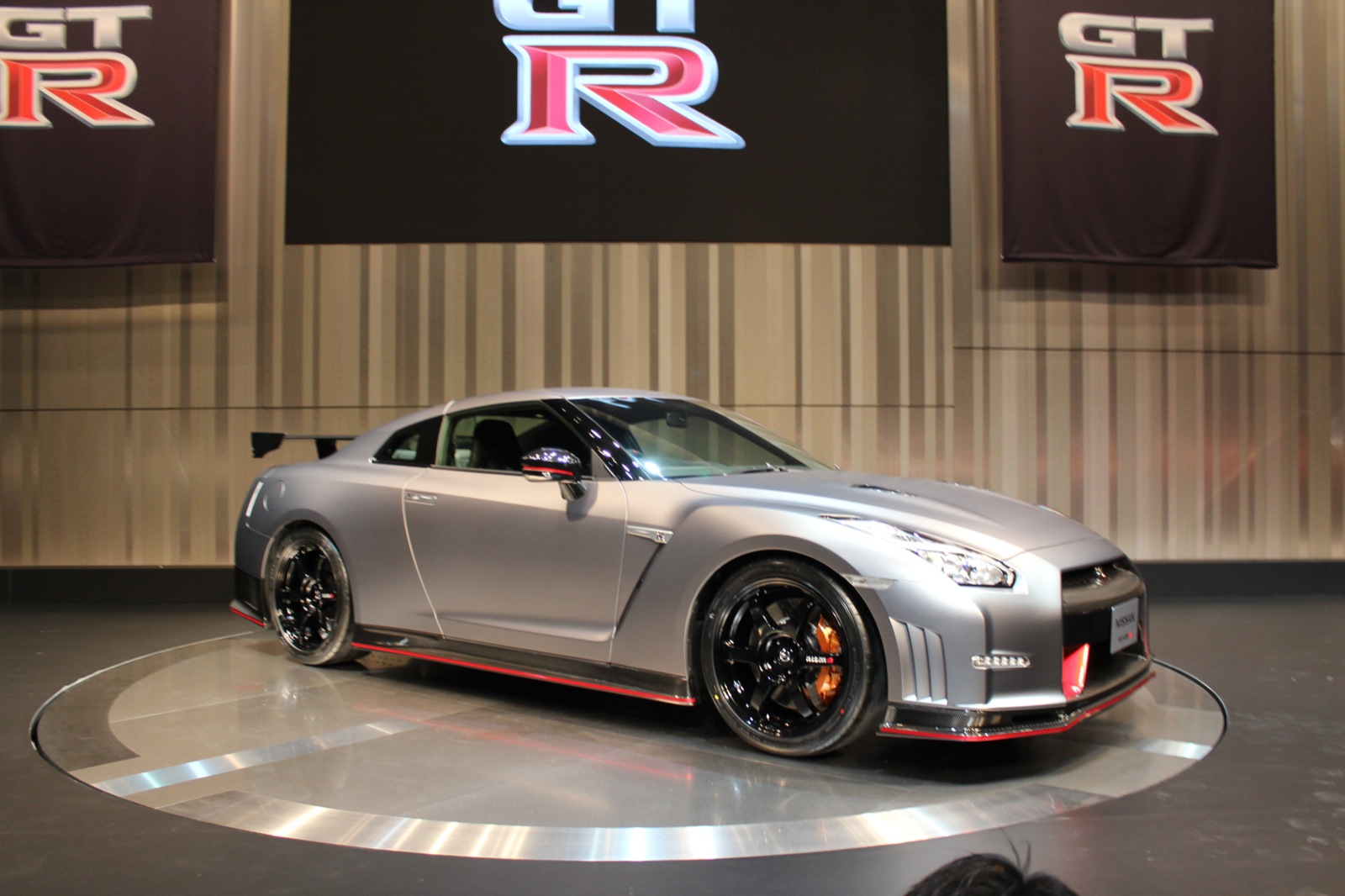 2015-nissan-gt-r-nismo--tokyo-motor-show-preview-event-nissan-global-headquarters_100446456_h