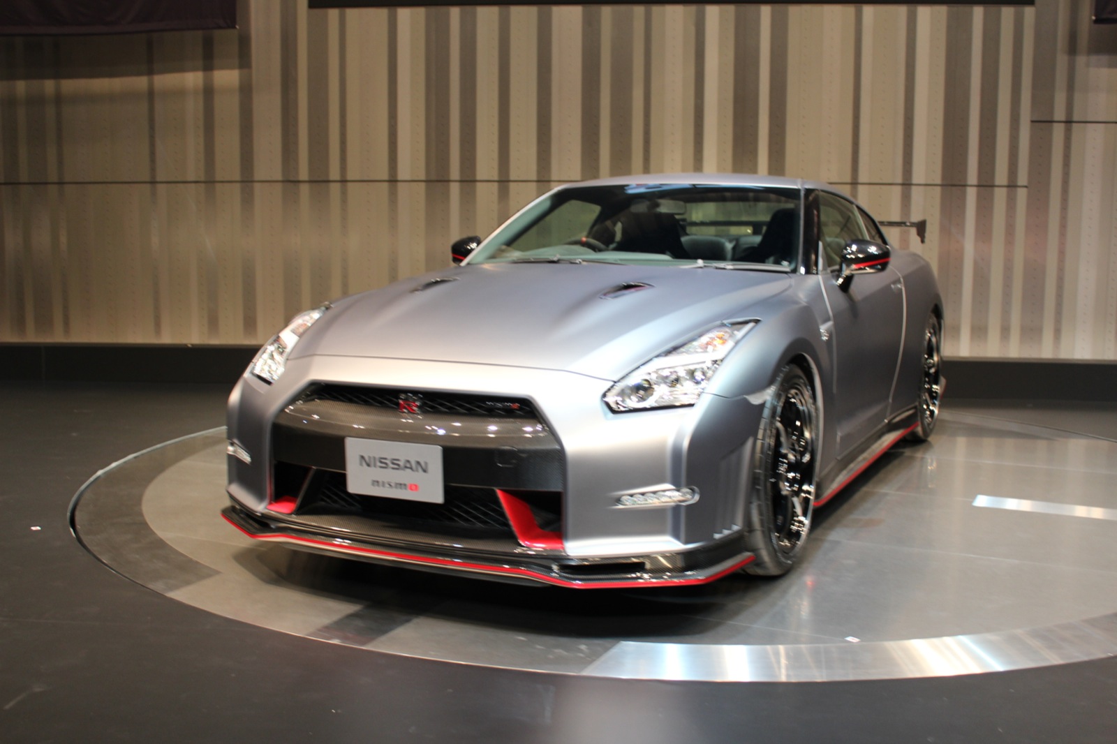 2015-nissan-gt-r-nismo--tokyo-motor-show-preview-event-nissan-global-headquarters_100446460_h