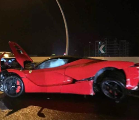 "بالصور" مراهق صيني يحطم سيارة فيراري لافيراري في مدينة شنغهاي والتي يبلغ سعرها 14 مليون ريال سعودي 3