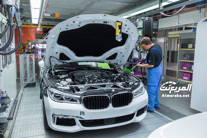 2016-BMW-7-Series-New147Carscoops