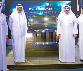 "بالصور" رولز رويس تطرح سيارة "فانتوم لايملايت" تحت الأضواء الجديدة بمواصفات خاصة Rolls-Royce Phantom 2
