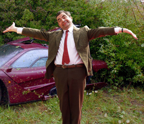 “بالصور” مستر بن يبيع سيارته النادرة بمبلغ 46 مليون ريال سعودي بعد أن اشتراها ب4 ملايين عام 1997