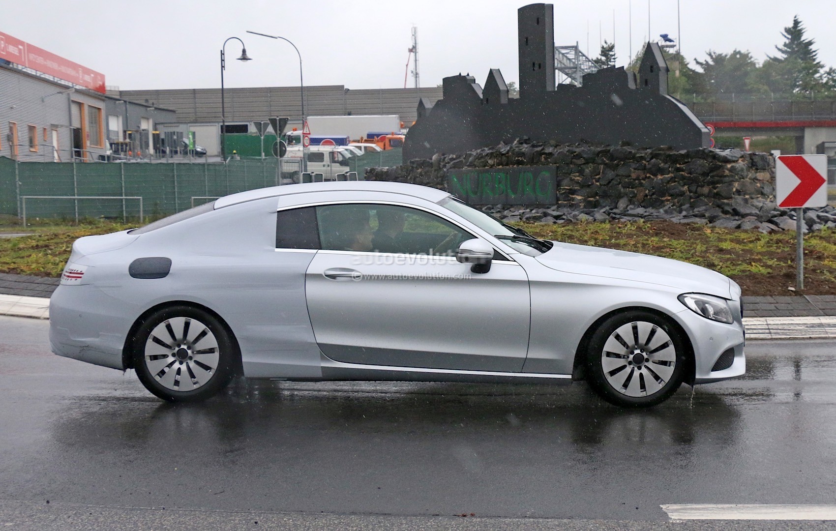 mercedes-benz-c-class-coupe-spied-half-naked-looks-like-a-lessen-s-class-coupe-photo-gallery_6