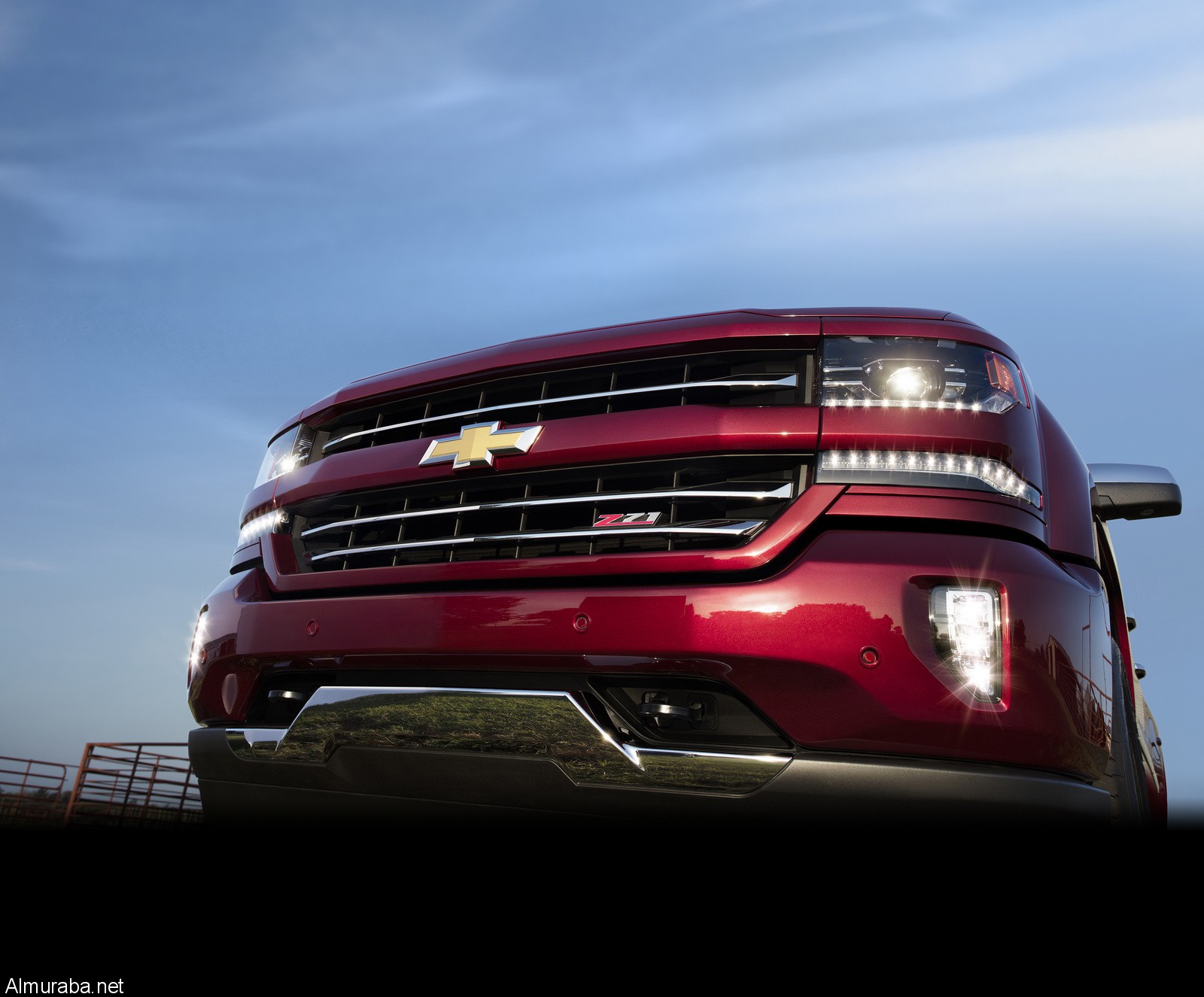 "رسمياً" شفرولية سلفرادو 2016 يحصل على تطويرات جديدة من الداخل والخارج "صور ومواصفات" Chevrolet Silverado 35