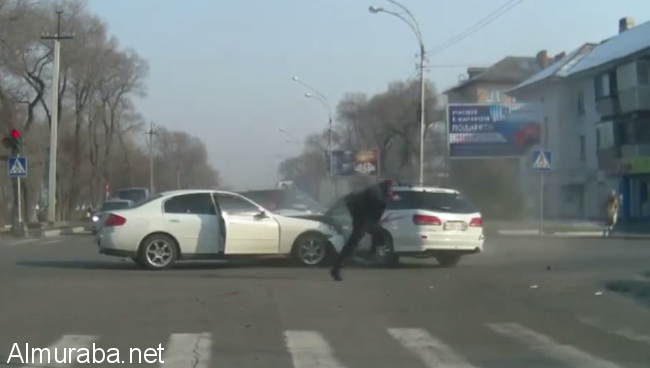 “فيديو” الجزء الثاني لأغرب حوادث السيارات في روسيا مدة ساعة كاملة لهذا العام