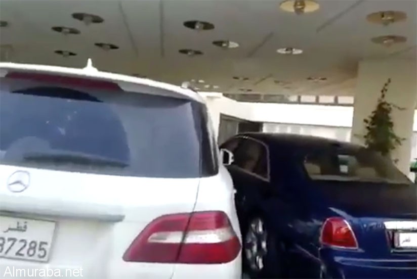 "فيديو" مخمور يحطم رولز رويس ومرسيدس في فندق شيراتون الدوحة 3