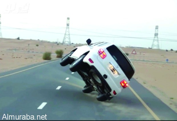 “فيديو” شرطة دبي تستدعي مالك سيارة نيسان فتك قام بتصوير مقلب في امه
