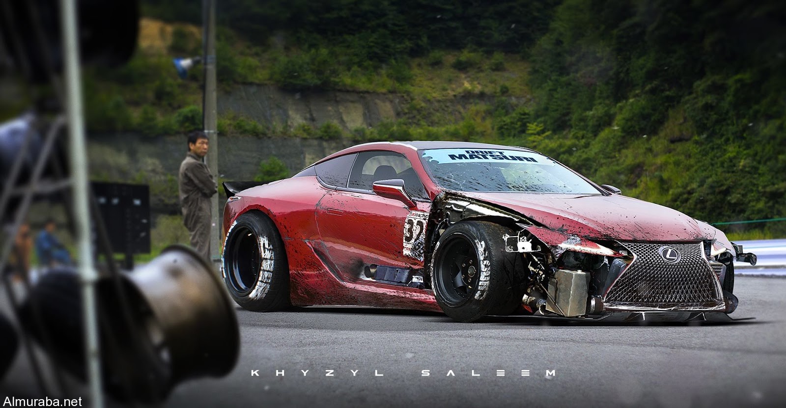 "صور" مصمم يجعل سيارة لكزس إل سي 500 الجديدة تتعرض لحادث 1