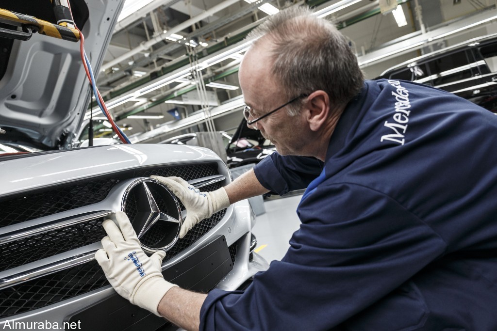 “دايملر” المسئولة عن صناعة سيارات مرسيدس تتمسك بالخطة الأولية لبناء مصنع لمرسيدس في روسيا
