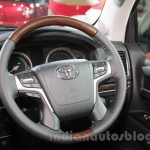 "تويوتا" لاند كروزر بالشكل الجديد تحصل على العديد من التطويرات Toyota 2016 10