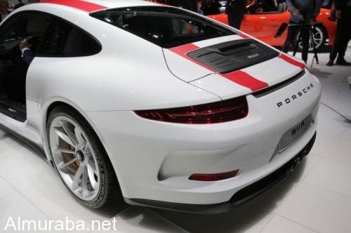 إطلاق سيارة "بورش" 911R بمعرض سيارات جنيف Porsche 2017 5
