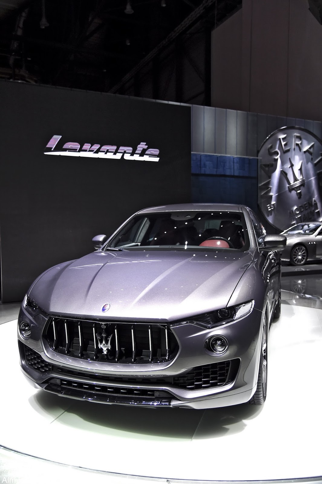 إطلاق سيارة "مازيراتي" ليفانتي الرياضية متعددة الأغراض بمعرض سيارات جنيف Maserati 2017 7