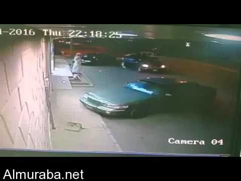 “فيديو” شاهد تهور سائق يتسبب بحادث انقلاب سيارة في سكاكا