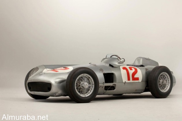 1954-Mercedes-Benz-W196-Formula-1-car-front-three-quarters-630x418
