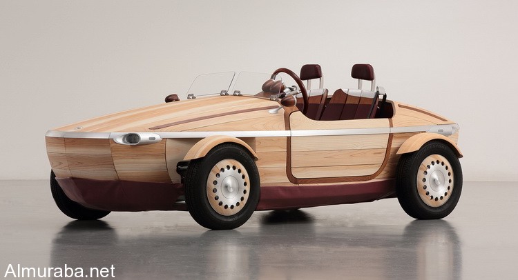 “تويوتا” تعرض سيارتها سيتسونا الكهربية المصنعة بالكامل من الأخشاب بإيطاليا Toyota