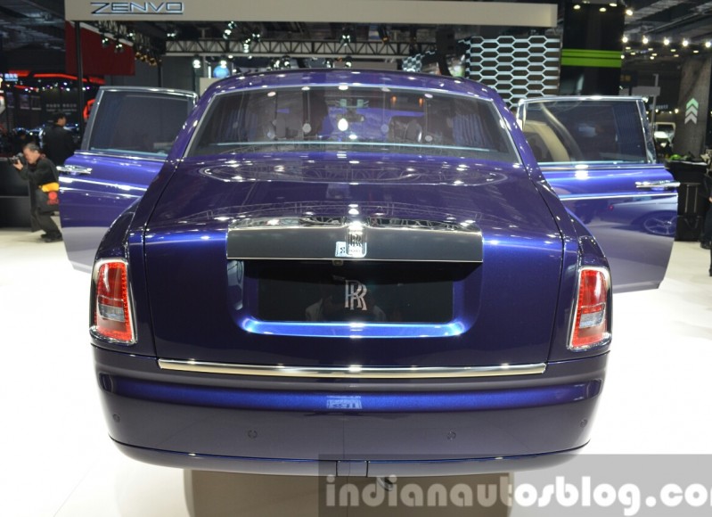 2015-Rolls-Royce-Phantom-Limelight-Collection-rear-at-the-Auto-Shanghai-2015