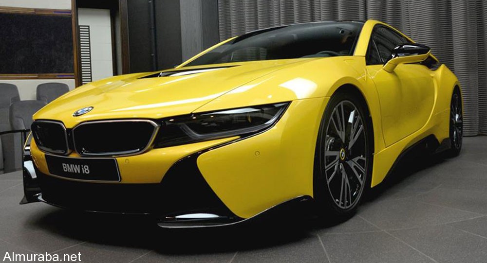 "بالصور" وكيل "بي إم دبليو" بأبو ظبي يكشف النقاب عن التخصيصية BMW i8 3