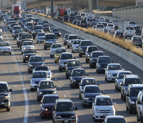 “ولاية كاليفورنيا” تدرس مشروعا يهدف لاستخدام حركة السيارات على الطرقات لتوليد الطاقة