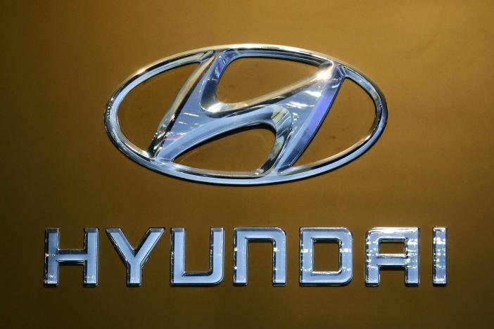 The logo of Hyundai is pictured at at the 37th Bangkok International Motor Show in Bangkok, Thailand, March 22, 2016. REUTERS/Chaiwat Subprasom/File Photo