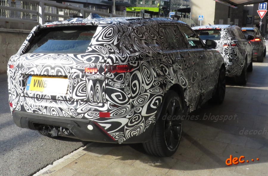 range-rover-sport-coupe-rear-three-quarters-right-side-spy-shot