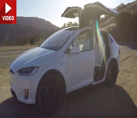 “فيديو“ شاهد السيارة الكهربائية تسلا موديل إكس  Tesla Model X P90D