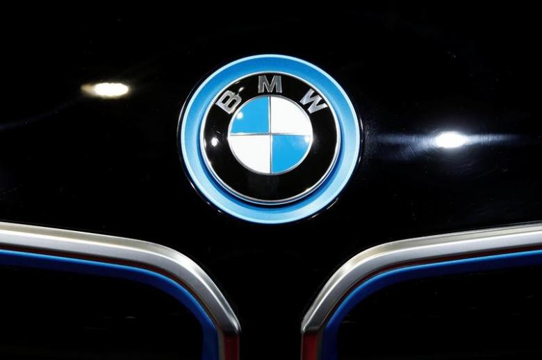 “بي إم دبليو” تقدم الموديل المحدث من سيارتها الكهربية i3 خلال 2017 BMW