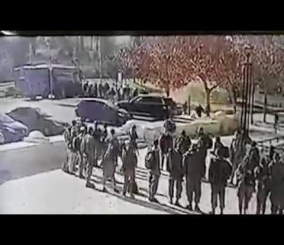 “فيديو” شاهد لحظة دهس جنود إسرائيليين عبر شاحنة مسرعة في القدس المحتلة