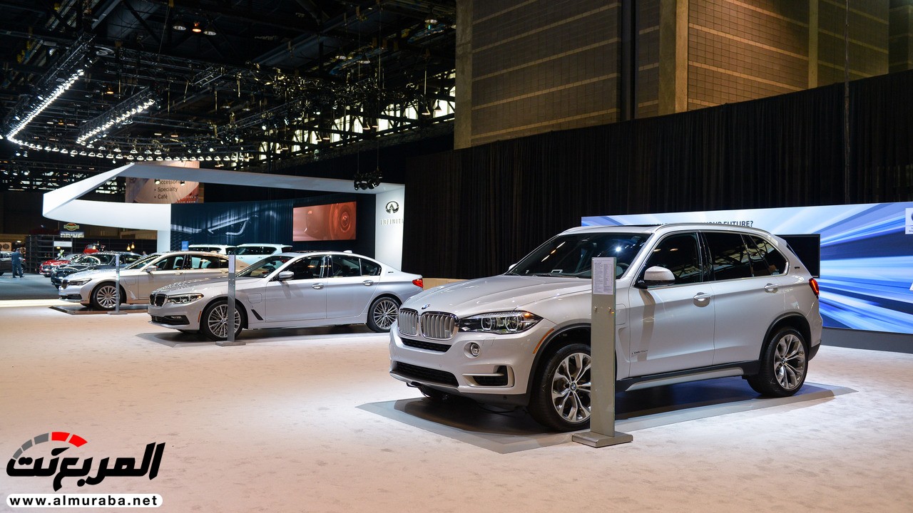"بي إم دبليو" تكتفي بجلب مركبات كهربية إلى معرض سيارات شيكاغو BMW 12