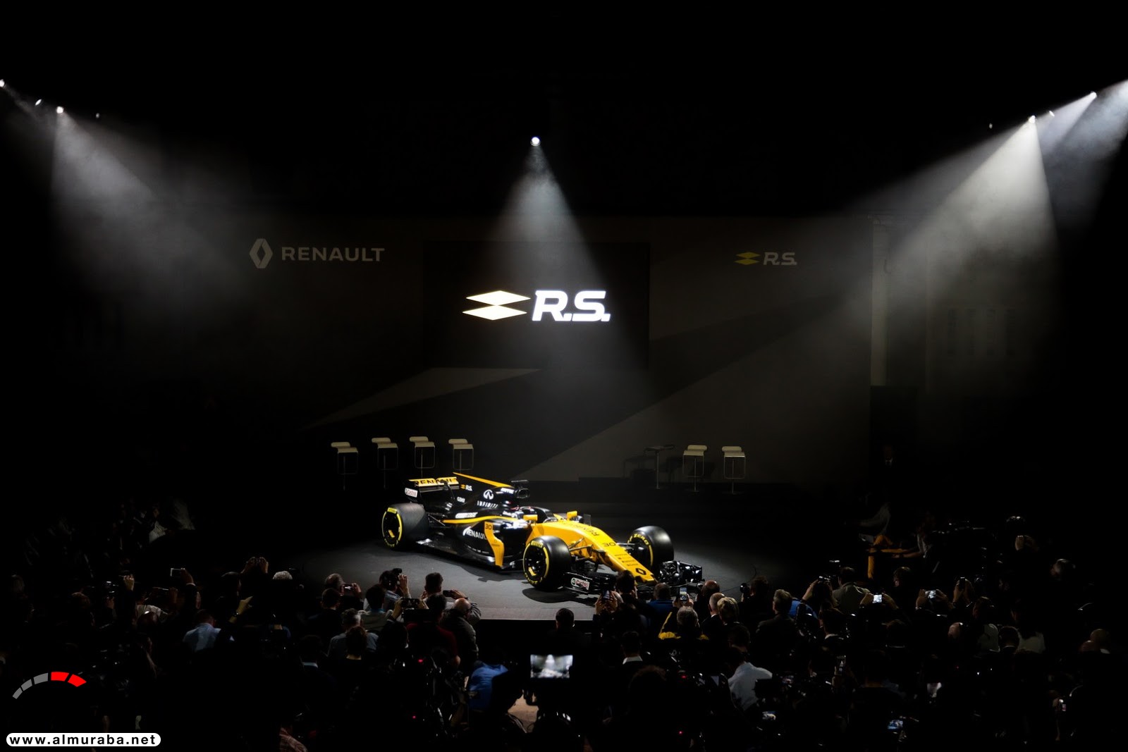 "رينو سبورت" تأمل الفوز بالفورمولا 1 بسيارة السباقات الجديدة كليا Renault Sport RS17 15