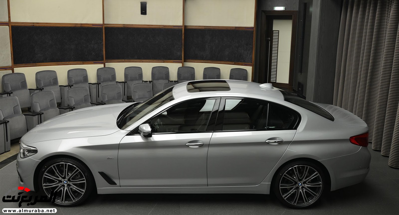 "بي إم دبليو" 540i الجديدة كلياً بتعديلات سبورت لاين معروضة بأبو ظبي BMW 72