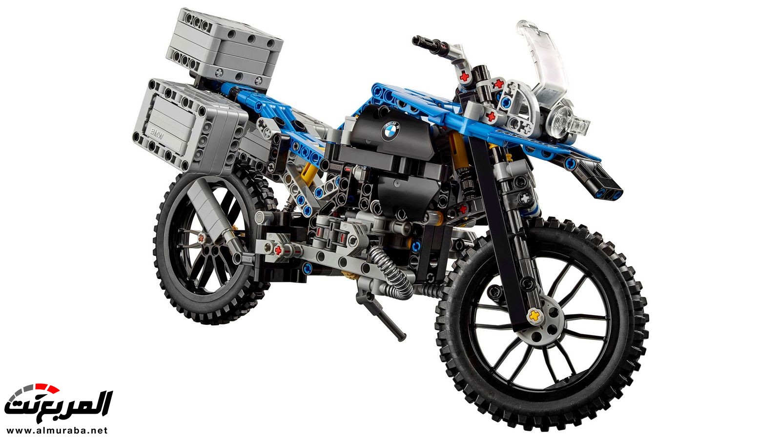 "بي إم دبليو" تكشف عن كونسبت الدراجة النارية الطائرة بعالم ليجو BMW 29