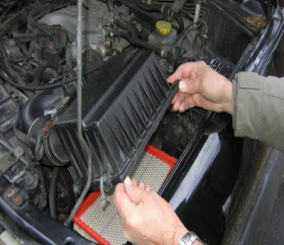 ما هي إيجابيات تنظيف فلتر الهواء في السيارة؟