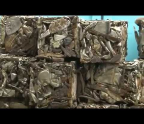 “فيديو” شاهد طريقة تدمير السيارات القديمة في اليابان آلات ذات سعة كبيرة
