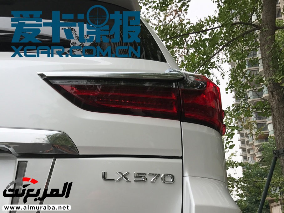 لكزس LX 570 2018 الإصدار الرياضي TRD يدشن نفسه في أحد معارض سيارات الصين 26