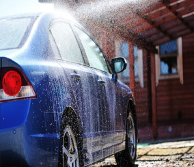 ماذا يتاذى في السيارة عندما تغسلها؟