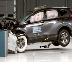 "فيديو" شاهد اختبار تصادم هوندا سي ار في Honda CR-V 2017 7