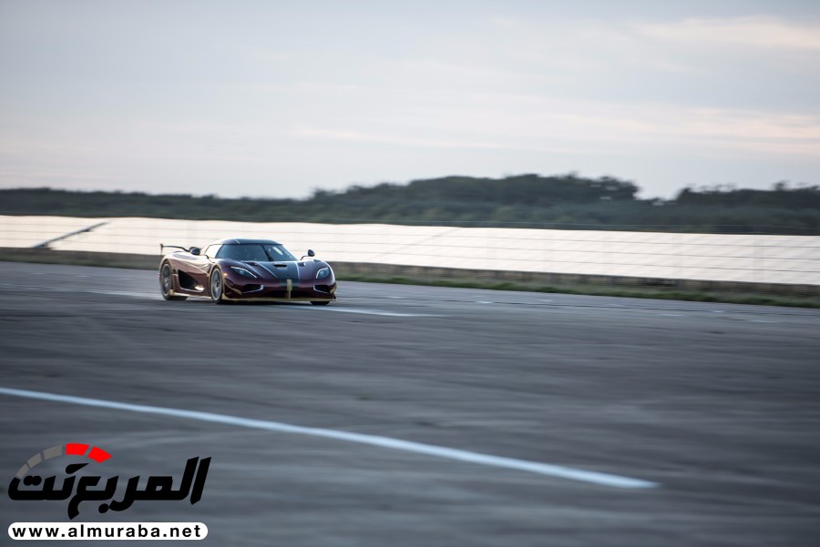"بالفيديو والصور" كوينيجسيج أجيرا RS تتفوق على بوجاتي شيرون لتصبح أسرع سيارة في العالم 11