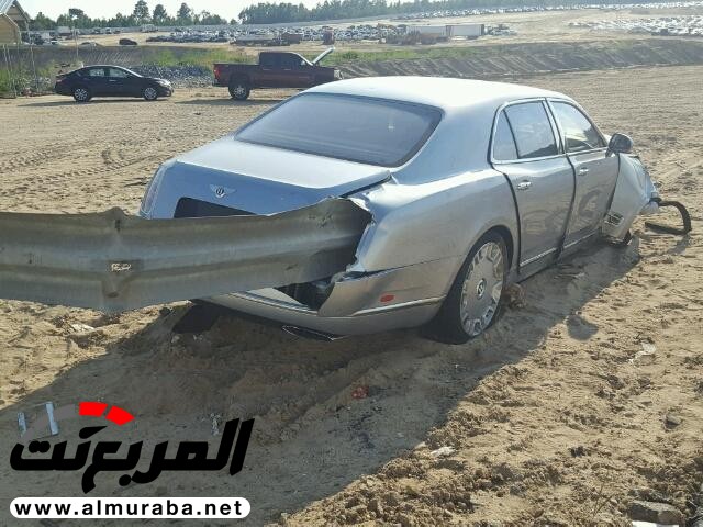 بنتلي مولسان تدمر في حادث وتعرض للبيع مقابل 49 ألف ريال 25